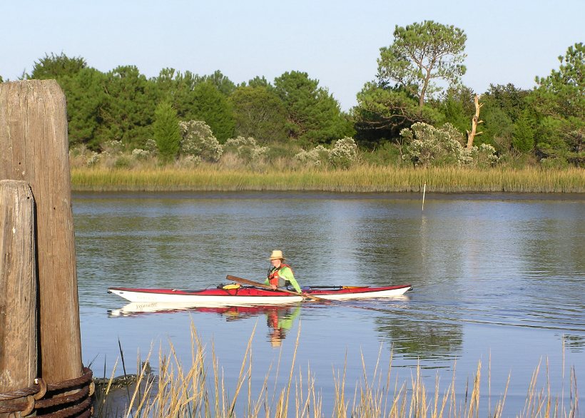 Jenn paddling, coming in for a landing