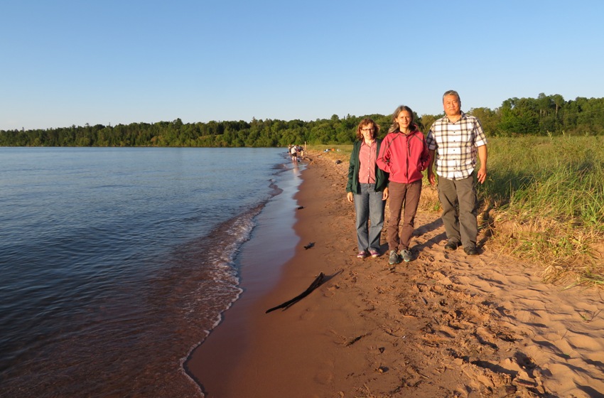 Norma, Carmen, and Steve on the beach