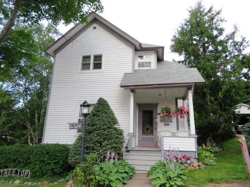 Well maintained white B&B house