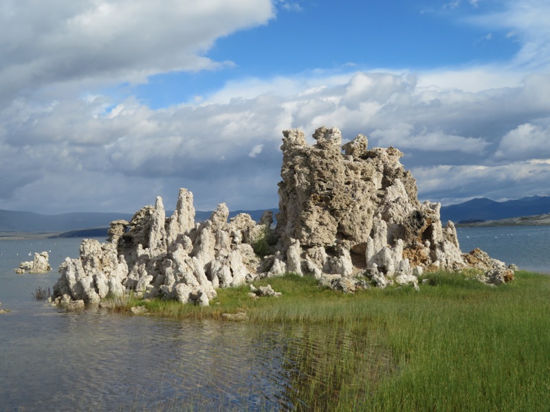 Tufas on the shore