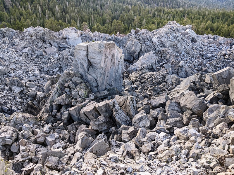 Big granite boulders