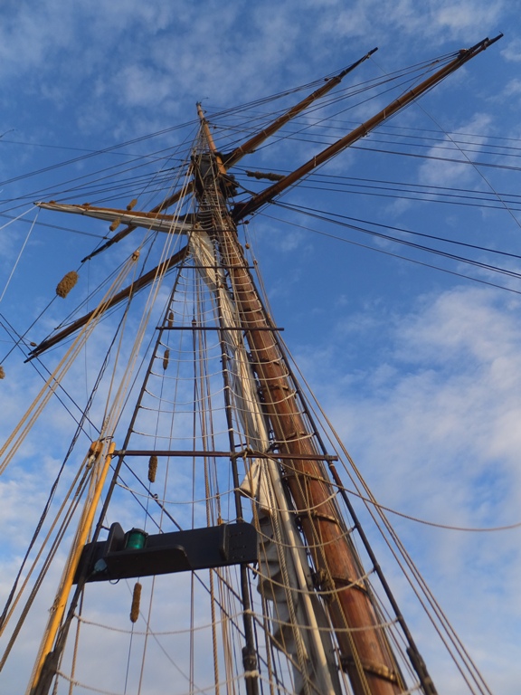 Looking up at a mast of the Pride of Baltimore II