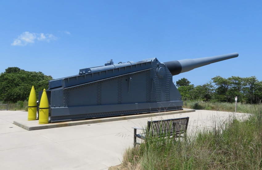 Big gun from the USS Missouri