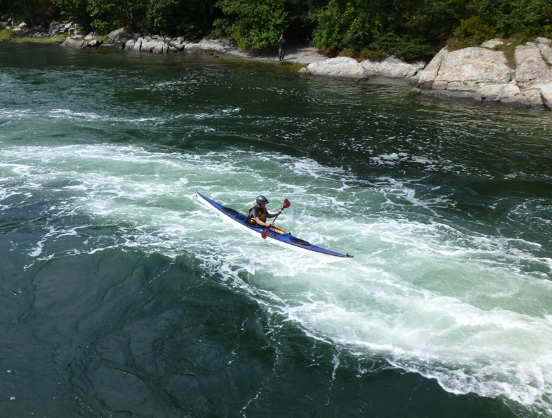 Brim kayaking in the waves