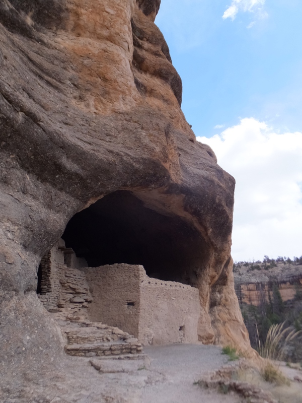 Since this dwelling is in a cave, it doesn't need a roof