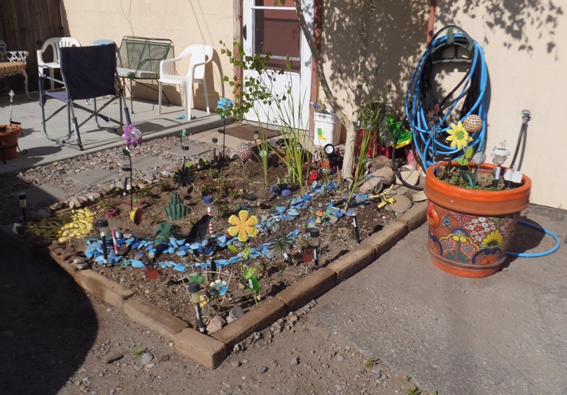 Garden in front of motel