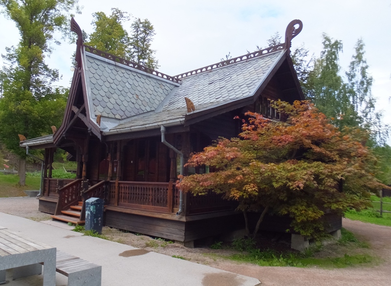 House with slate roof shingles