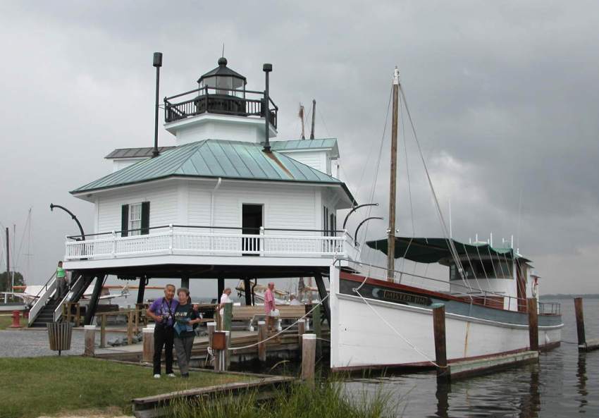 Mom and Dad in front of Hooper Strait Lighthouse