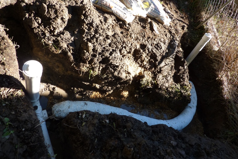 French drain between two cleanout pipes