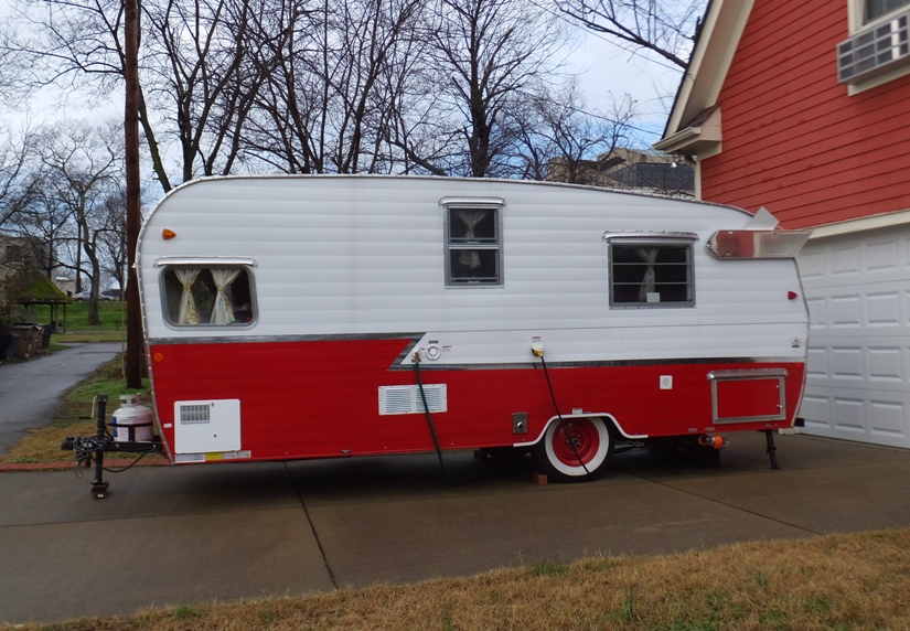 Side view outside of the Shasta