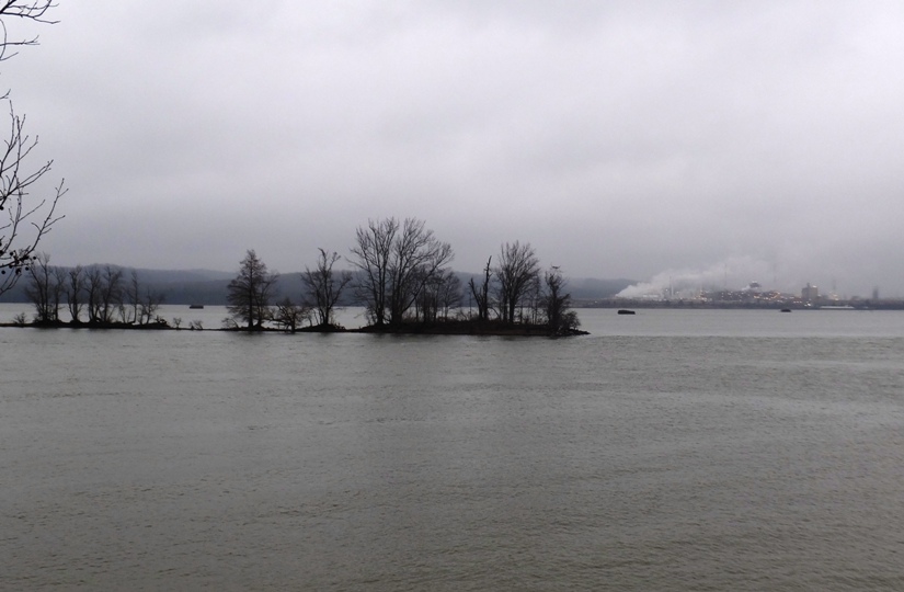 Tennessee River on a dark day