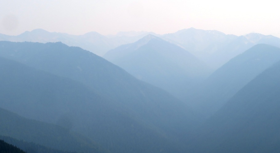 Smoky view of mountains