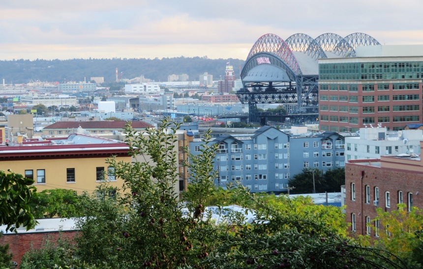 View of buildings in Seattle, including T-Mobile Park