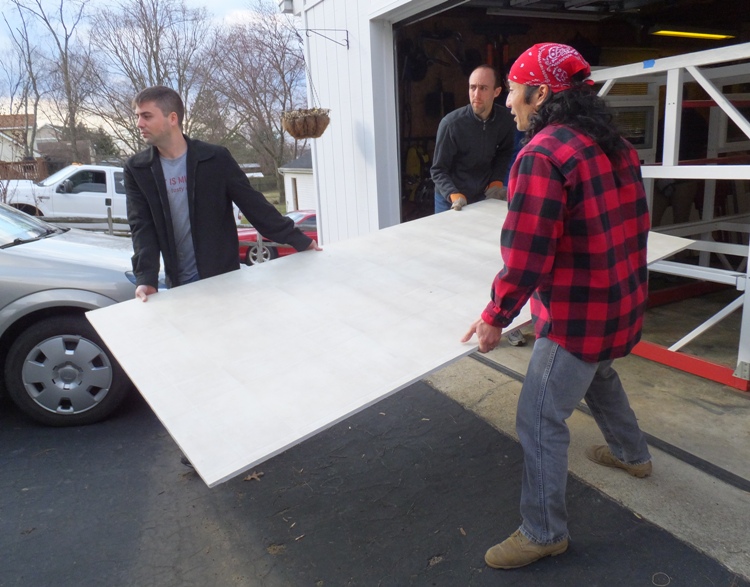 Moving the floor of the coop