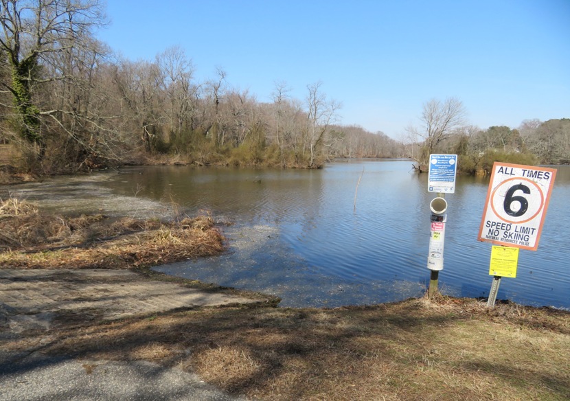 Boat ramp at Urieville Lake