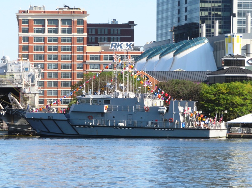 Two yippy boats, but you can only see YP 708