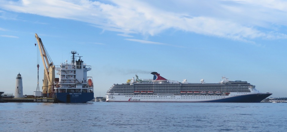 Lazaretto Point Lighthouse and cruise ship