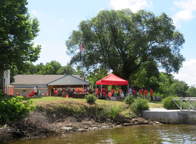 American Legion Post 277 with Home Depot staff in red shirts